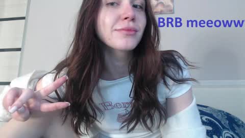 Snapshot of amoremeoww chatting on May 2026 08:33:02 AM miss unforgettable online show from May 2026 08:33:02 AM