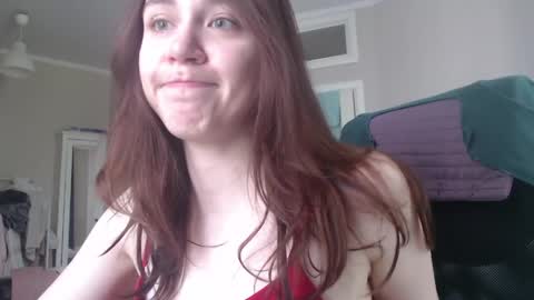 Snapshot of amoremeoww chatting on May 2026 11:05:02 AM miss unforgettable online show from May 2026 11:05:02 AM