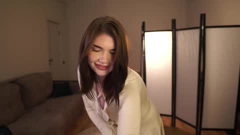 Snapshot of amourdemavie_ chatting on January 2026 01:13:01 PM Ada online show from January 2026 01:13:01 PM