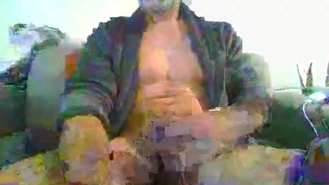 amram1985 online show from December 2025 12:34:02 PM