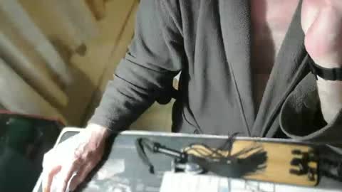 amslave4f online show from June 2026 10:01:01 PM