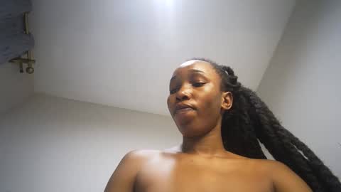 shantel online show from September 2025 12:05:01 PM