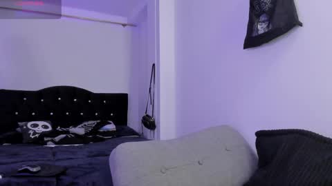 Amy online show from May 2026 02:33:01 PM
