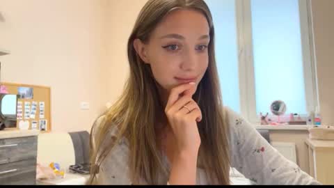 Amy Chill online show from March 2026 09:38:02 AM