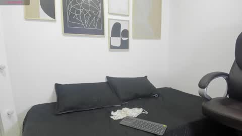 Amy online show from February 2026 01:04:02 PM