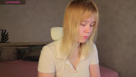 Amy online show from November 2025 12:20:01 AM