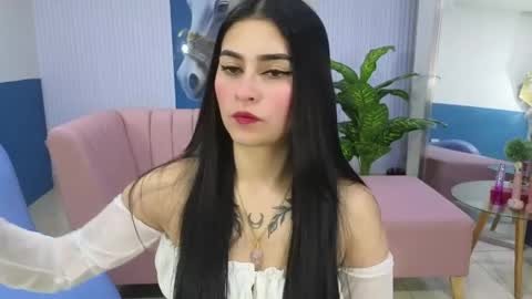 Amy online show from April 2026 07:00:02 PM
