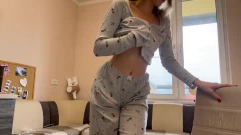 Snapshot of amy_meoww chatting on October 2025 12:06:01 PM amy_meoww online show from October 2025 12:06:01 PM