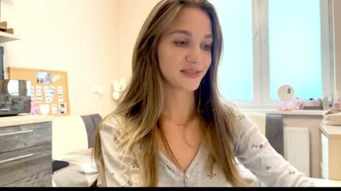 Snapshot of amy_meoww chatting on April 2026 03:42:02 PM amy_meoww online show from April 2026 03:42:02 PM
