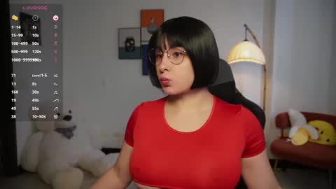 Snapshot of amy_ross1 chatting on February 2025 04:44:01 PM Daniela M online show from February 2025 04:44:01 PM