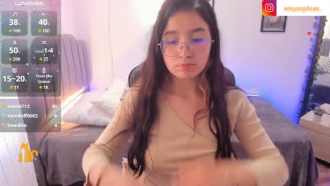 Snapshot of amy_sophiaa chatting on January 2025 07:35:02 PM Amy sophia 3 online show from January 2025 07:35:02 PM