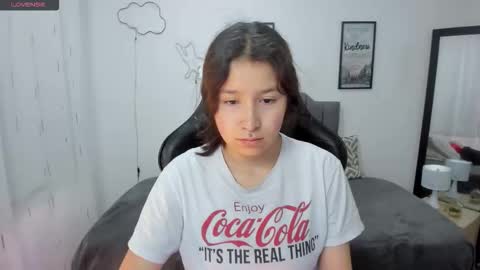 Snapshot of amy_sophiaa chatting on September 2025 11:32:02 AM Amy sophia 3 online show from September 2025 11:32:02 AM