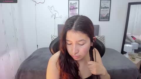 Snapshot of amy_sophiaa chatting on September 2025 11:43:01 AM Amy sophia 3 online show from September 2025 11:43:01 AM