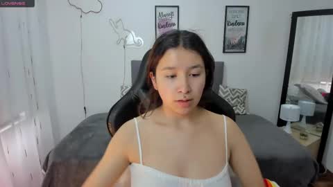 Snapshot of amy_sophiaa chatting on September 2025 12:18:01 PM Amy sophia 3 online show from September 2025 12:18:01 PM