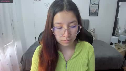 Snapshot of amy_sophiaa chatting on October 2025 12:57:02 PM Amy sophia 3 online show from October 2025 12:57:02 PM