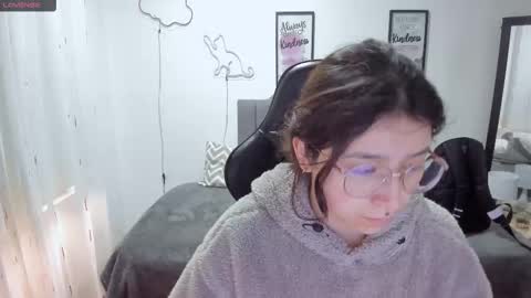 Snapshot of amy_sophiaa chatting on October 2025 12:14:02 PM Amy sophia 3 online show from October 2025 12:14:02 PM