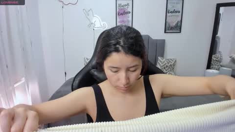 Snapshot of amy_sophiaa chatting on October 2025 12:28:02 PM Amy sophia 3 online show from October 2025 12:28:02 PM