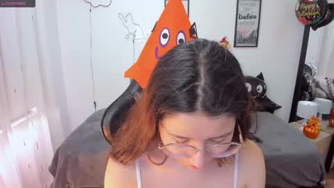 Snapshot of amy_sophiaa chatting on October 2025 12:56:01 PM Amy sophia 3 online show from October 2025 12:56:01 PM