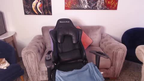 Snapshot of amy_stiward chatting on January 2025 10:39:01 PM Mia Cristancho online show from January 2025 10:39:01 PM