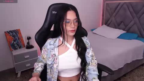 Mia Cristancho online show from July 2026 03:52:02 PM