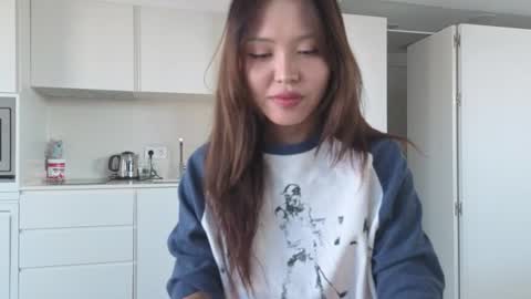 girl next door named Amy online show from July 2026 04:25:01 PM