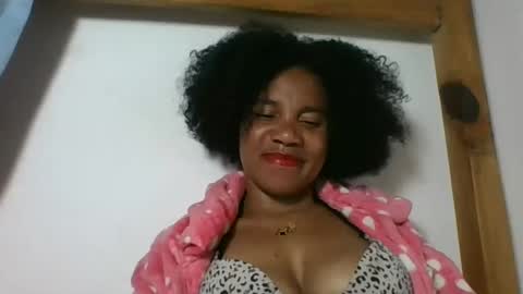 Amyatche online show from July 2026 06:17:02 PM
