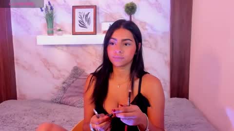 Snapshot of amybarton chatting on November 2025 05:12:02 PM My name is AMY... Nice to meet you thumb up me please its important online show from November 2025 05:12:02 PM