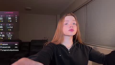 Snapshot of amyjj chatting on December 2024 06:07:02 AM Amy online show from December 2024 06:07:02 AM