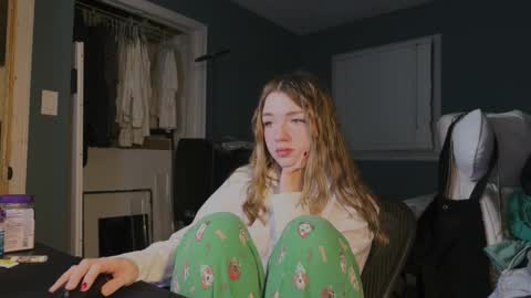 Snapshot of amyjj chatting on November 2025 04:14:02 AM Amy online show from November 2025 04:14:02 AM