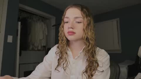 Snapshot of amyjj chatting on November 2025 05:39:01 AM Amy online show from November 2025 05:39:01 AM