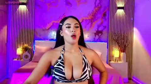 amyjohnsonn online show from June 2026 05:26:02 AM