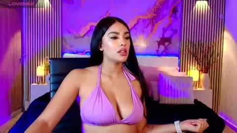 amyjohnsonn online show from July 2026 06:35:02 AM