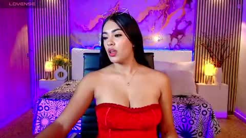 amyjohnsonn online show from August 2026 05:20:01 AM
