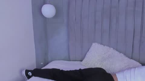 Amy ... Nice to meet u   thumb up me please its important online show from January 2025 04:32:01 AM