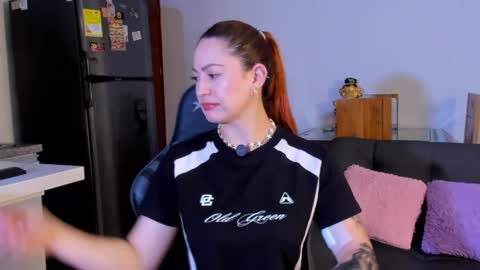 Snapshot of amypond__ chatting on April 2026 07:29:01 PM Amy online show from April 2026 07:29:01 PM