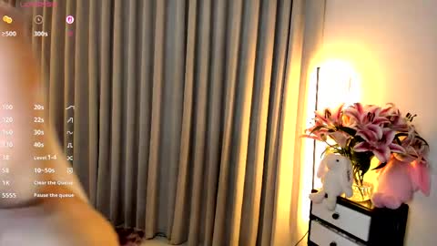 Snapshot of amyvilvet chatting on April 2026 09:52:01 PM amyvilvet online show from April 2026 09:52:01 PM