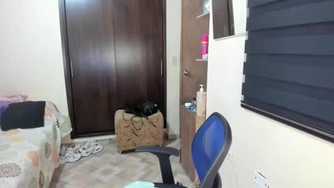 Snapshot of amywalker01 chatting on March 2026 05:52:01 PM amy online show from March 2026 05:52:01 PM