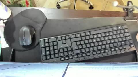 Snapshot of amywalker01 chatting on April 2026 07:59:02 PM amy online show from April 2026 07:59:02 PM