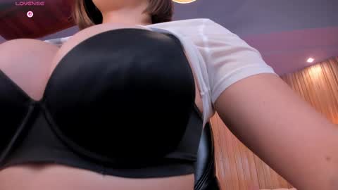 AMY WALKER online show from March 2025 01:16:02 PM