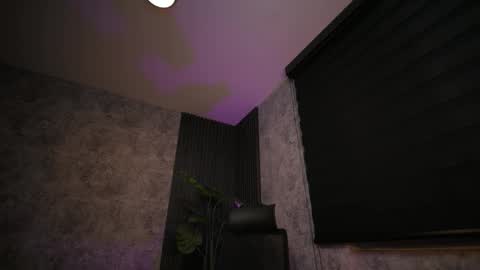 AMY WALKER online show from November 2025 09:42:02 AM