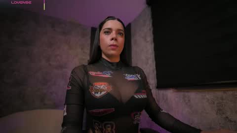 AMY WALKER online show from November 2025 09:41:01 AM