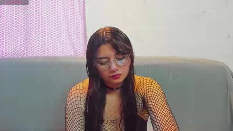 AmyWhitexxd online show from November 2025 09:14:01 PM