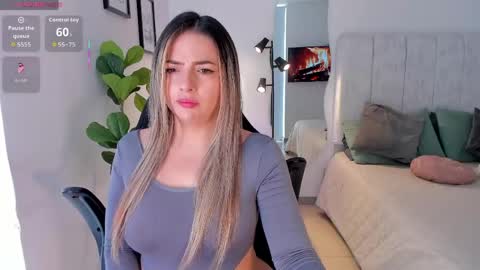 Snapshot of amywoods chatting on May 2026 08:03:02 PM online show from May 2026 08:03:02 PM