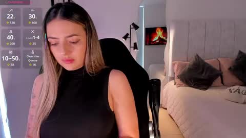 Snapshot of amywoods chatting on May 2026 04:46:01 PM online show from May 2026 04:46:01 PM