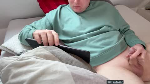 an0nym0us_usr online show from February 2025 03:48:02 PM