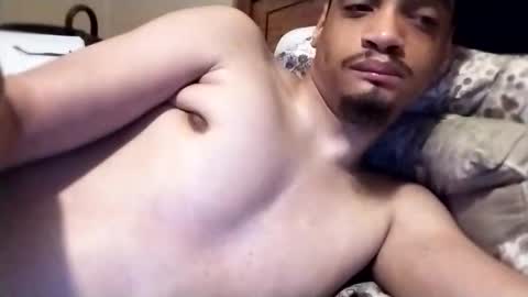 Snapshot of an377432 chatting on May 2026 01:33:01 AM an377432 online show from May 2026 01:33:01 AM