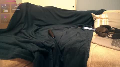 Snapshot of an4y8ot chatting on March 2025 08:53:02 PM A online show from March 2025 08:53:02 PM