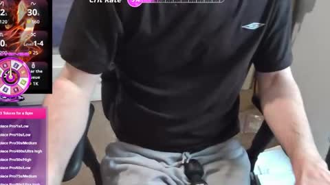 Snapshot of an4y8ot chatting on December 2025 09:51:02 AM A online show from December 2025 09:51:02 AM