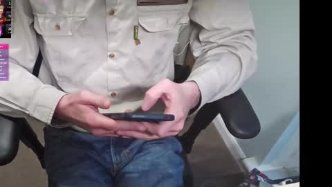 Snapshot of an4y8ot chatting on January 2026 08:51:02 AM A online show from January 2026 08:51:02 AM