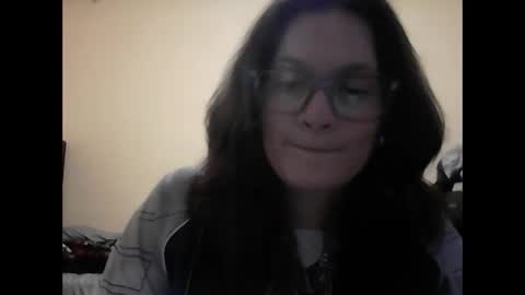 an_e333 online show from October 2025 02:21:02 AM